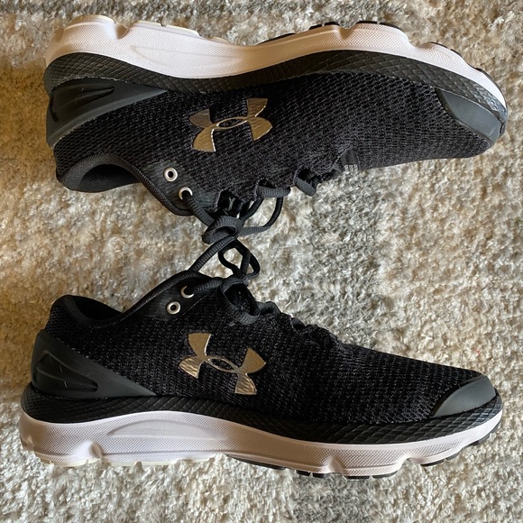 Under Armour charged Gemini Athletic Shoes - Picture 2 of 10